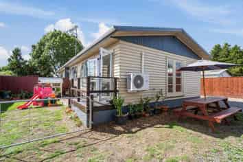 4b Mihipeka Grove, Turangi