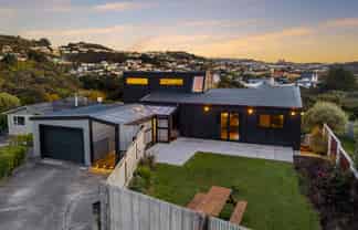 7 Ayr Place, Papakowhai
