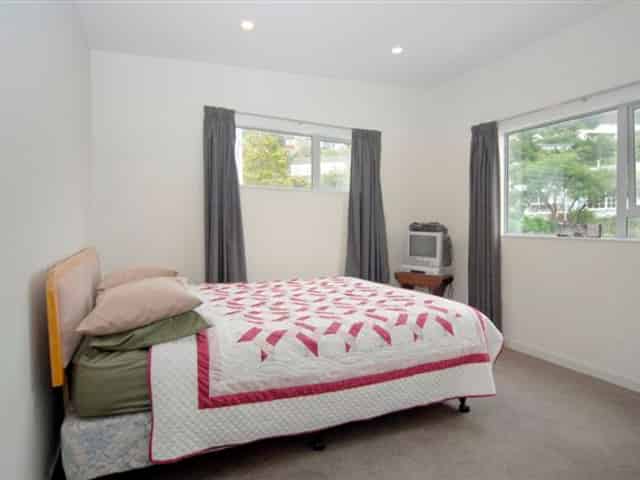 B/3 Woodhouse Avenue, Karori