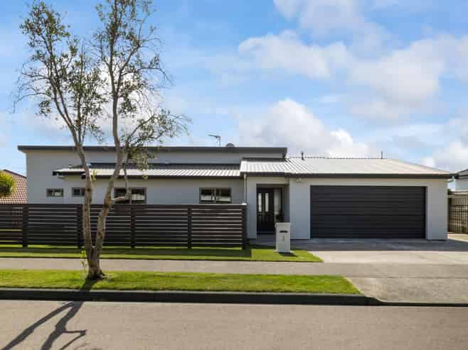 1 Greenstone Place, Aotea