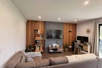 Hawkes Bay - Address withheld
