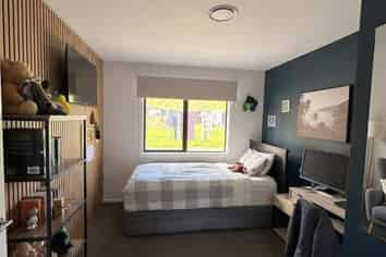Hawkes Bay - Address withheld