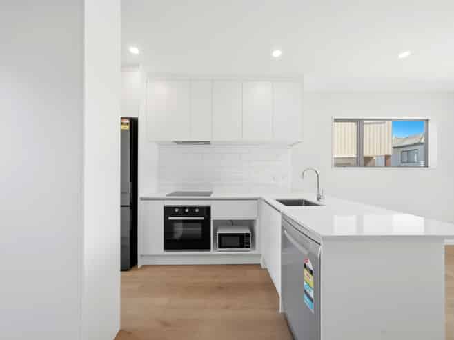 85 Te Ara Wai, Mangere East