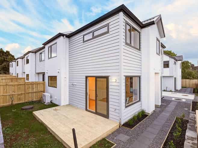 10E Bittern Place, Henderson