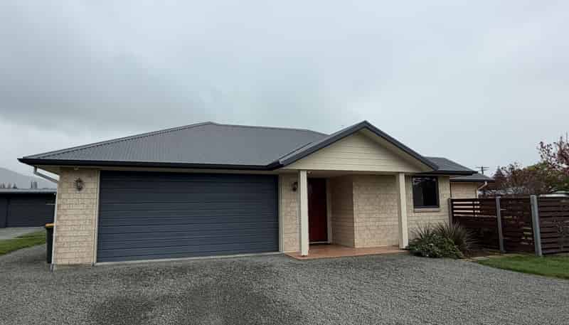 14 Hillary St, Waimate