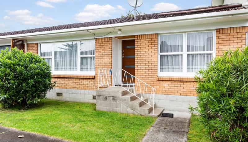 2/769 Beach Road, Browns Bay