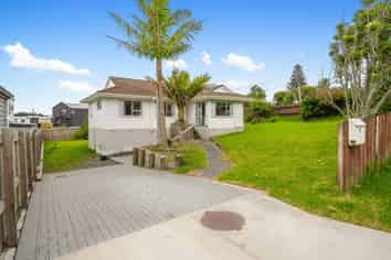 1 Glenbury Place, Massey