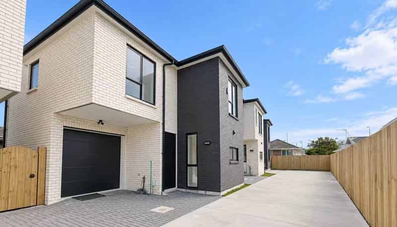 65B Dale Crescent, Pakuranga