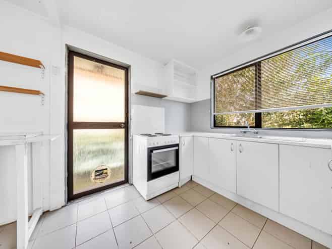 2/17 Gloucester Road, Manurewa