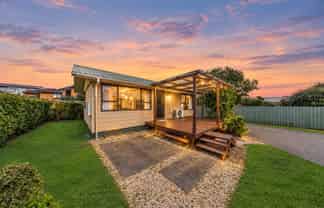2/17 Gloucester Road, Manurewa