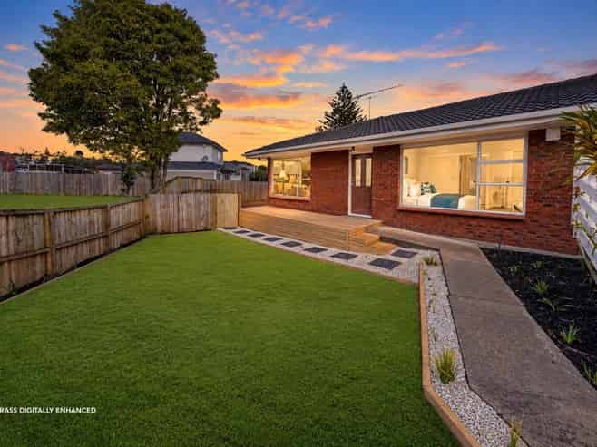 2/6 Roseburn Place, Pakuranga