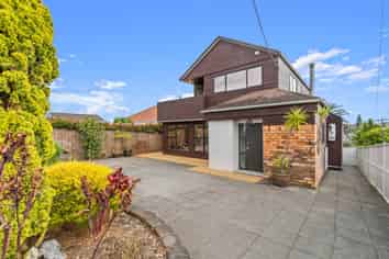 16 Dallinghoe Crescent, Milford