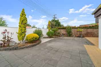 16 Dallinghoe Crescent, Milford