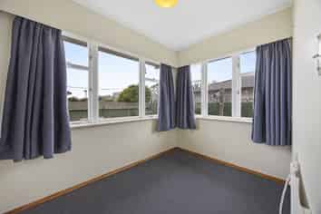 22 Furlong, Hawera