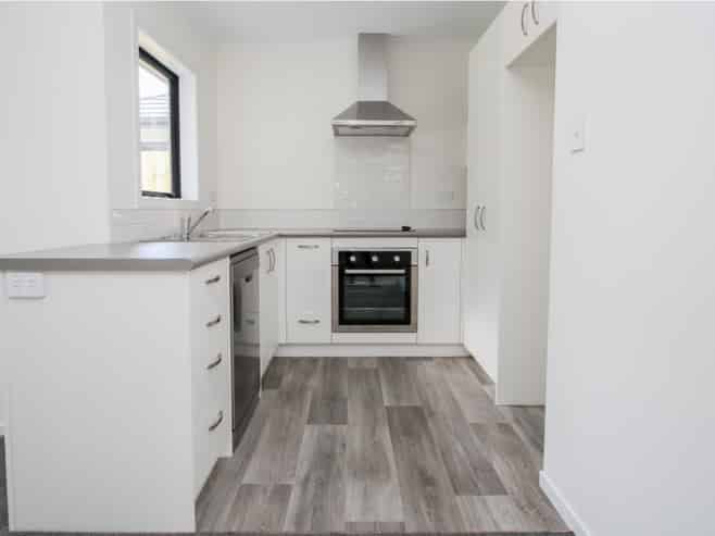 2/10 Morrison Crescent, Glenview
