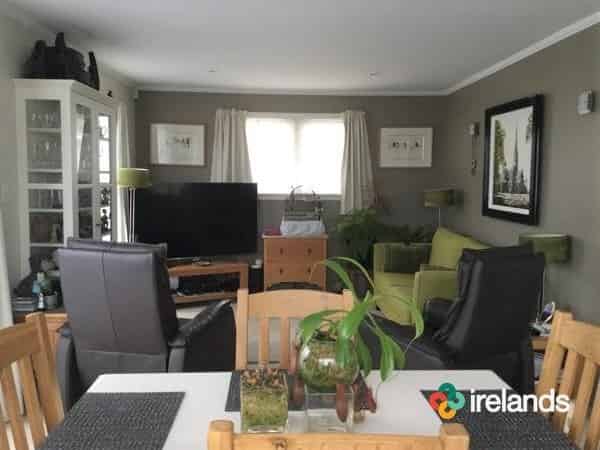 1/4 Selsey Lane, Somerfield