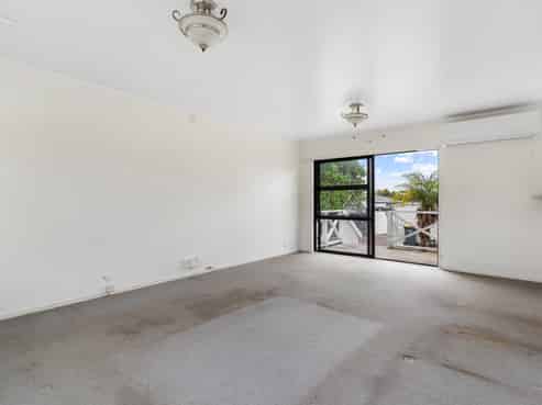 1/10 Vodanovich Road, Te Atatu South