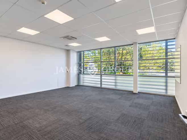BRIGHT CITY FRINGE OFFICE IN FREEMANS BAY