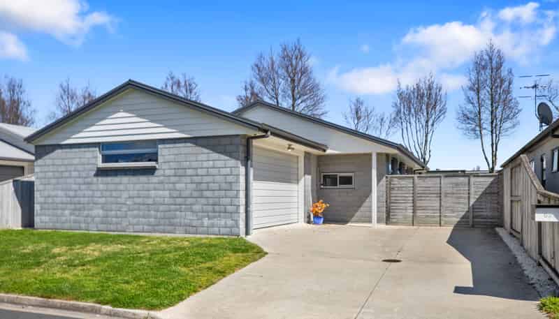 52 Marion Crescent, Papamoa