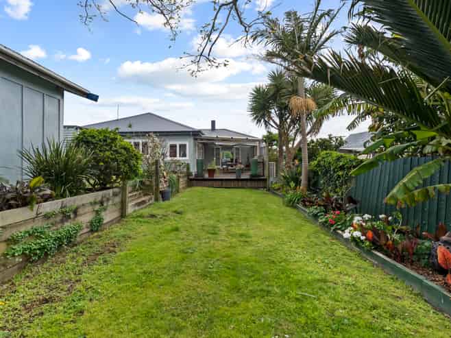 17 Mays Road, Onehunga