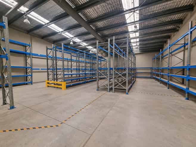 Smart High Stud Warehouse & Offices