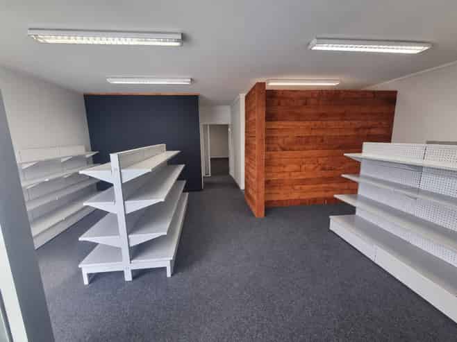 Smart High Stud Warehouse & Offices