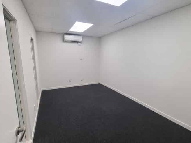 Smart High Stud Warehouse & Offices