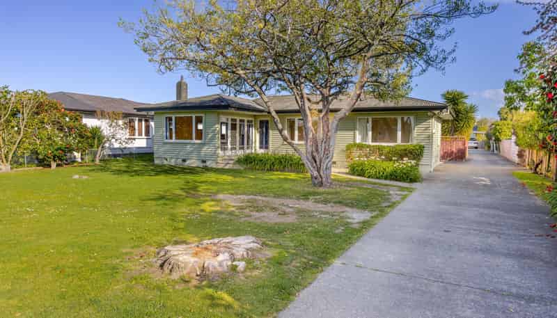 19 Howard Road, Taradale
