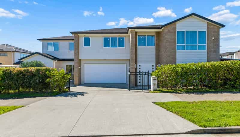 11 Calcite Avenue, Flat Bush