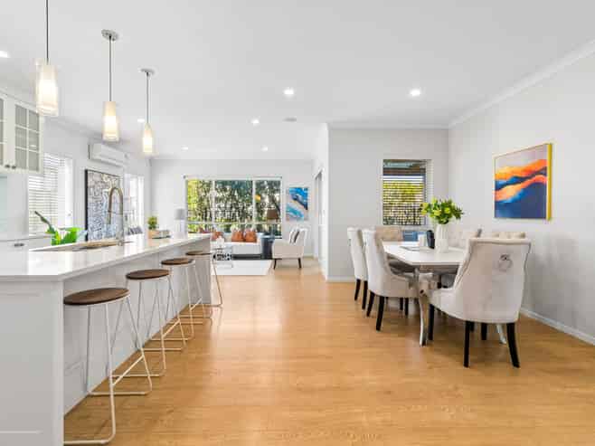11 Calcite Avenue, Flat Bush