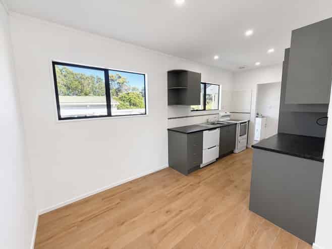 10 Seaward Place, Wattle Downs