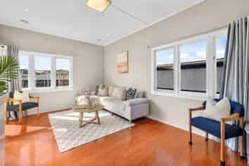 38 Robertson Street, Glenholme