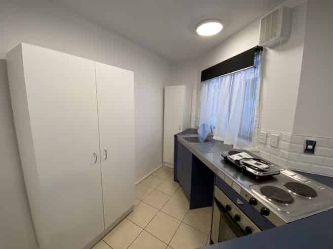 4/3  The Avenue, Albany