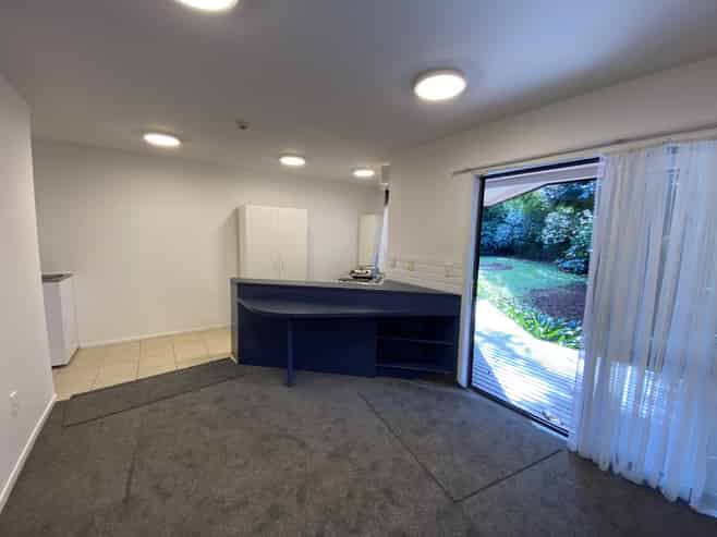 4/3  The Avenue, Albany