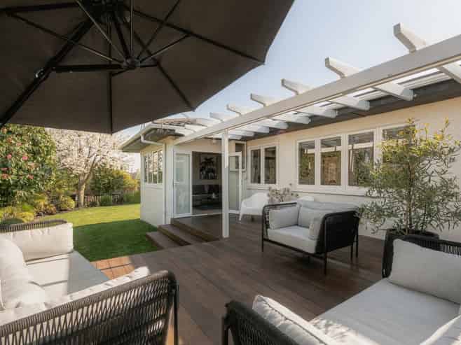 25 Te Hatepe Avenue, Taupo