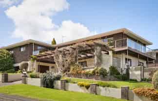 212 Reservoir Road, Thames