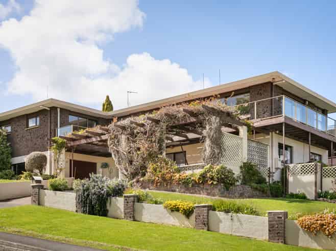 212 Reservoir Road, Thames