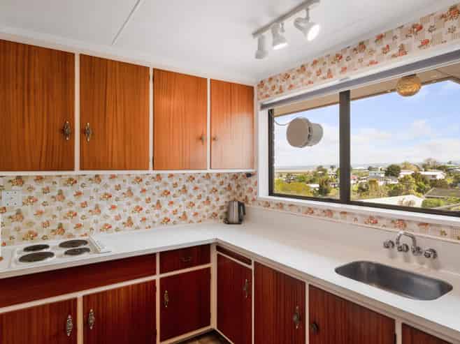 212 Reservoir Road, Thames