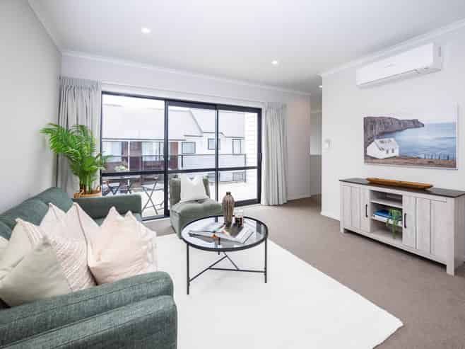 3/45 Cook Street, Hamilton East