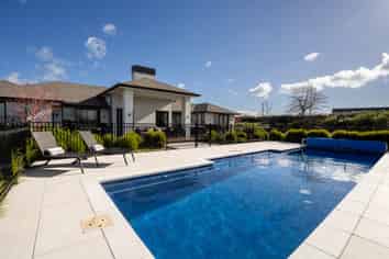 Auckland - Address withheld