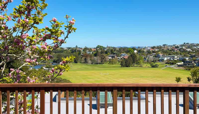 87 Exmouth Road, Northcote