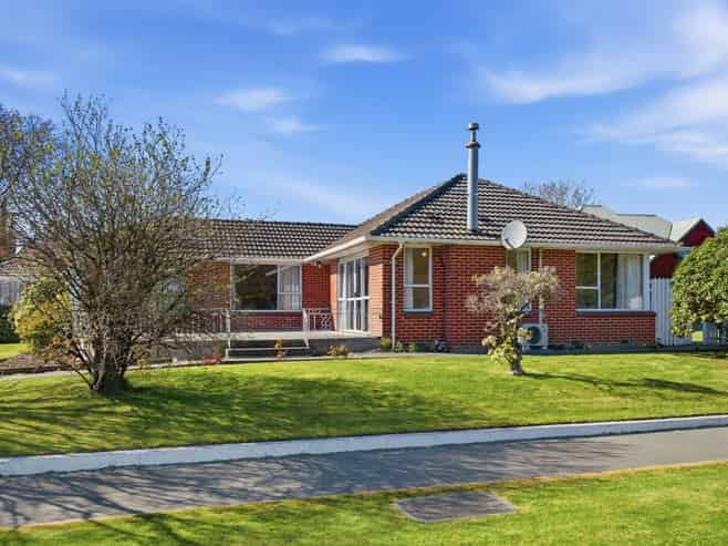 33 Staveley Street, Avonhead