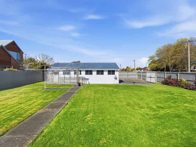 33 Staveley Street, Avonhead