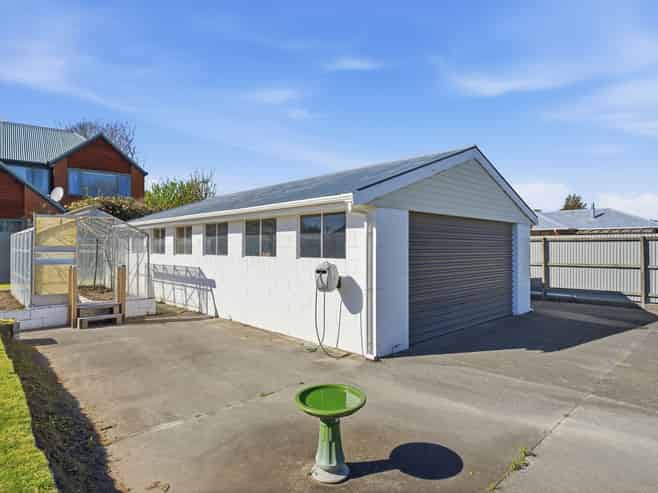 33 Staveley Street, Avonhead