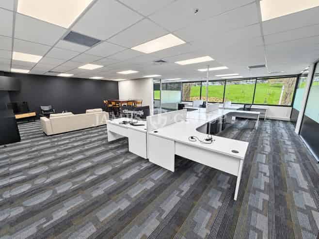PERFECT OFFICE - FITOUT AVAILABLE TO USE