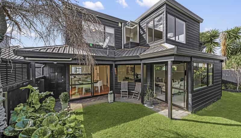69C St Johns Road, Meadowbank