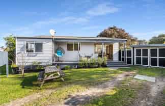 145B Lorraine Place, Whangamata
