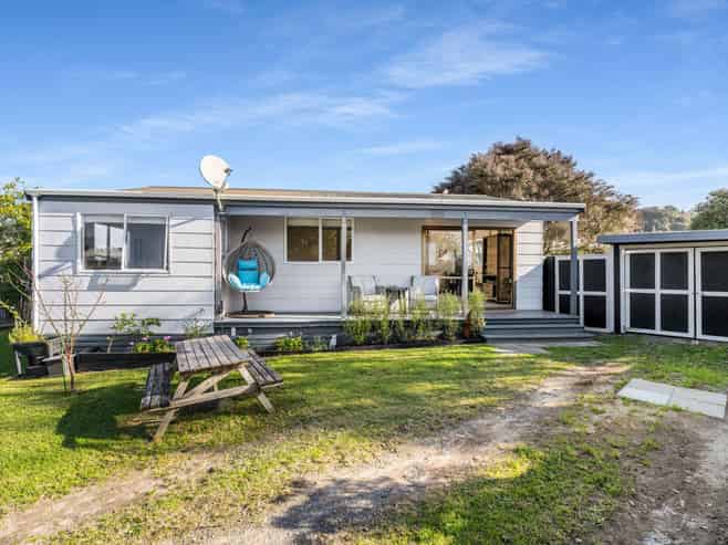 145B Lorraine Place, Whangamata