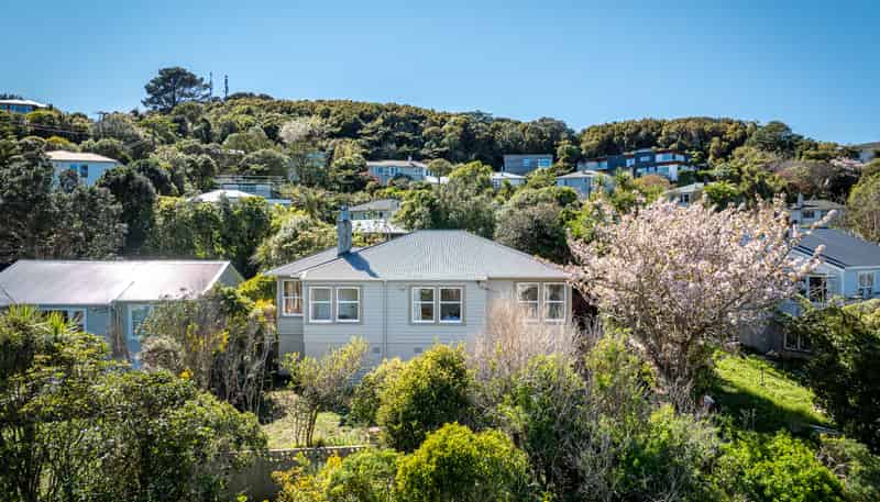 27 Victory Avenue, Karori
