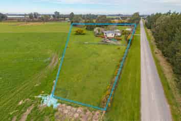 340 Falvey Road, Levels